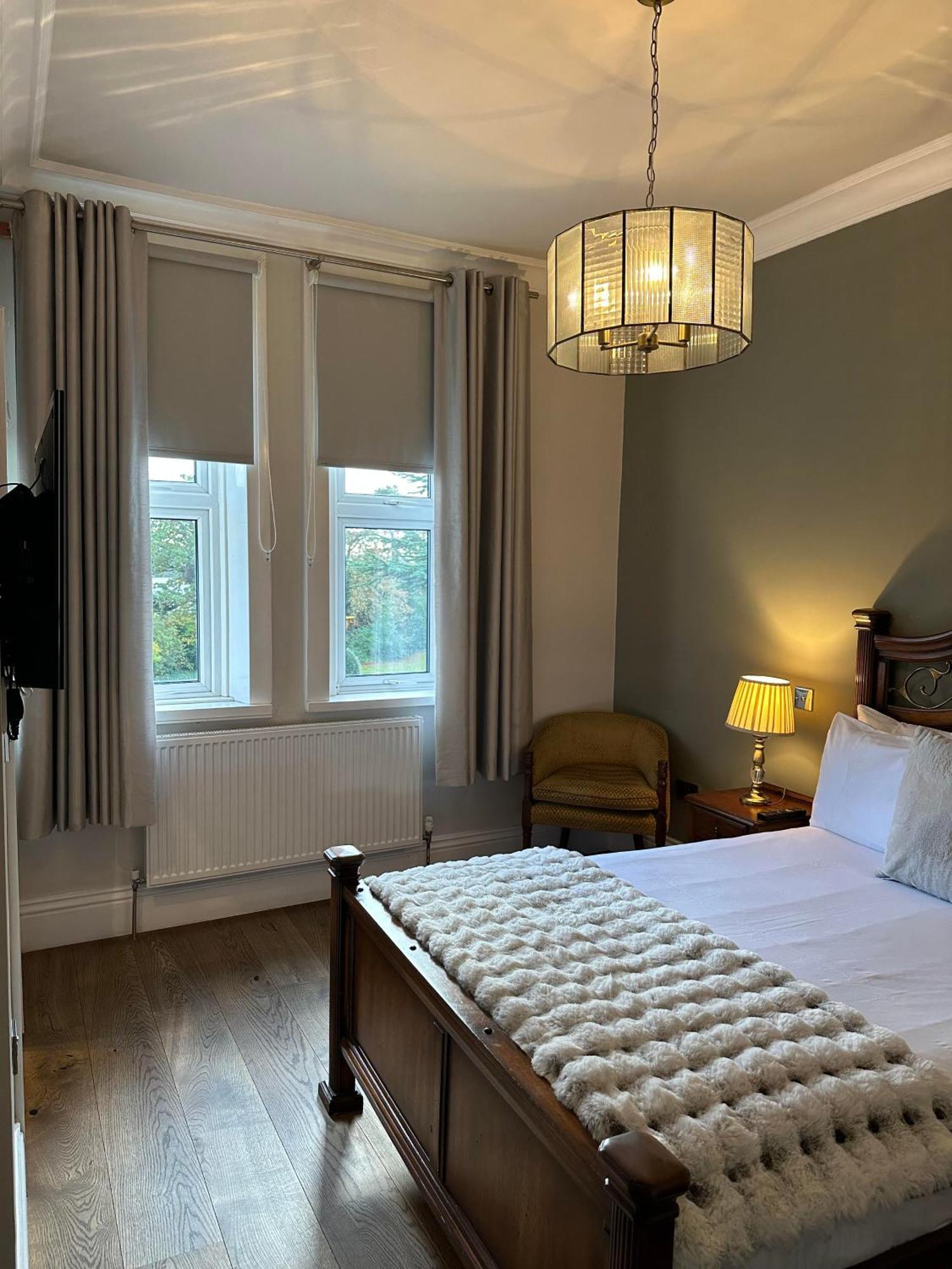 Hotel The Manor At Bickley Bromley Exterior foto